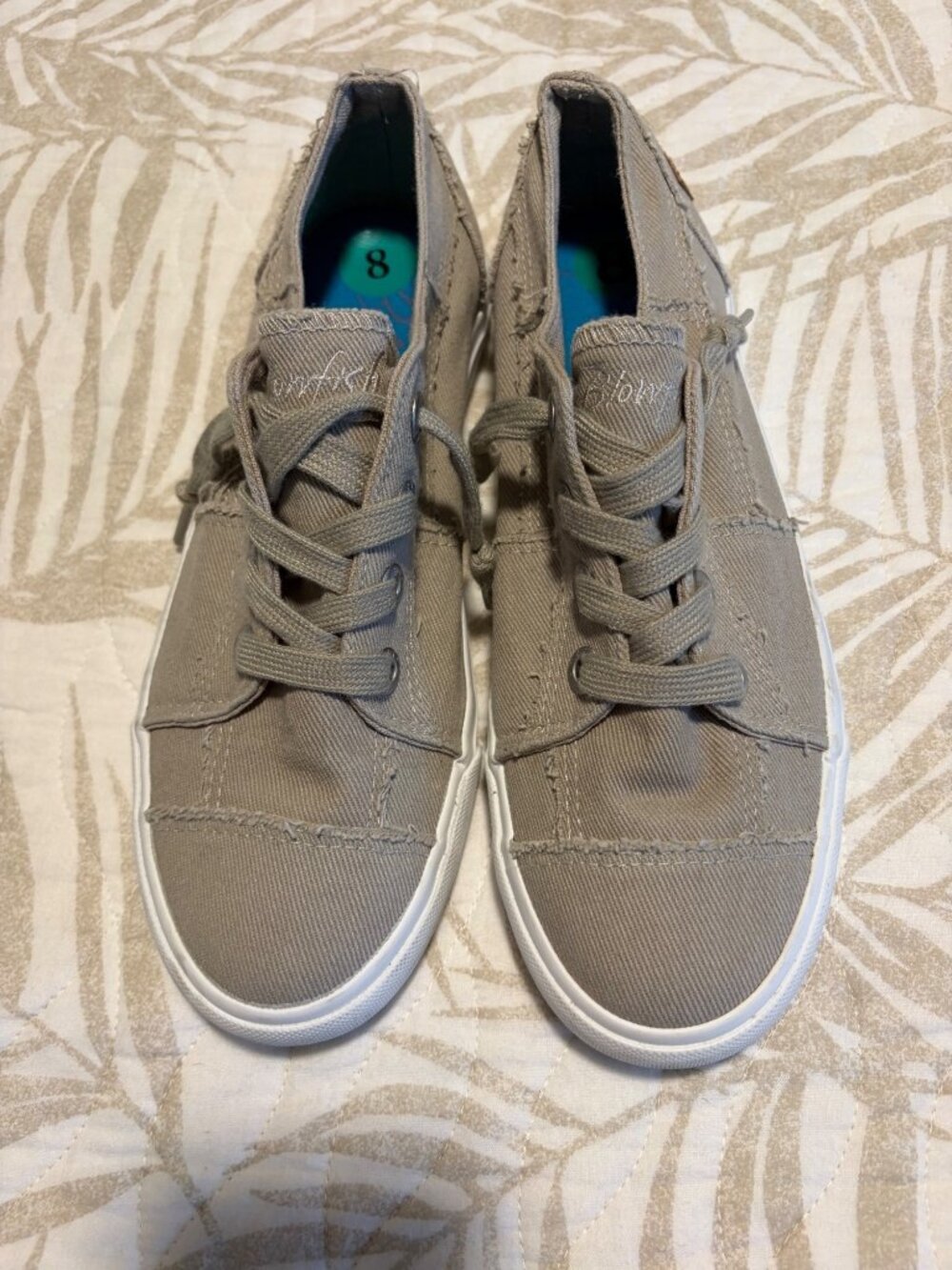 Blowfish Malibu Canvas Lace-Up Sneakers Womens Size 8 Distressed Gray Casual Sho